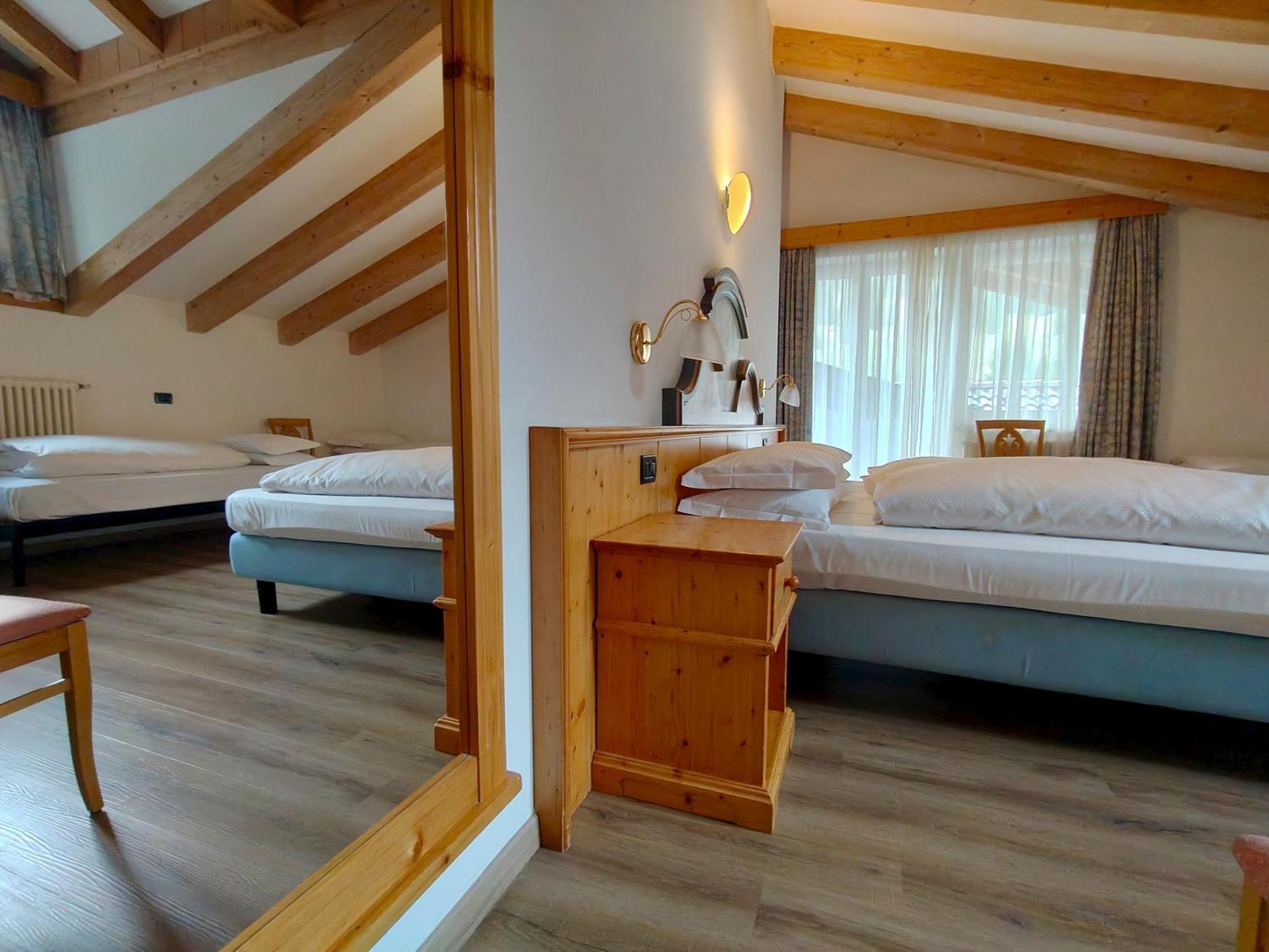 Valacia Hotel
