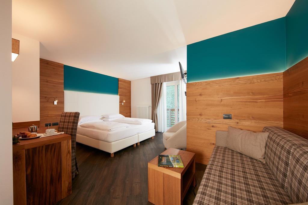 Valacia 4*