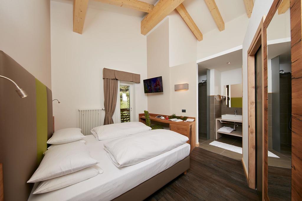 Hotel Valacia Pozza di Fassa