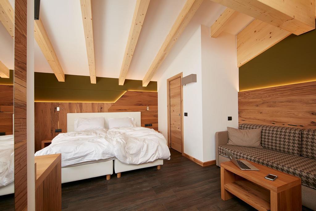 Hotel Valacia Pozza di Fassa