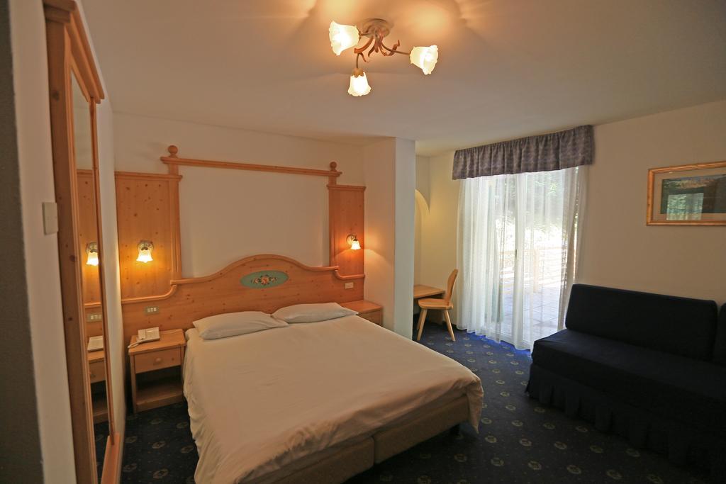 Valacia Hotel 4*